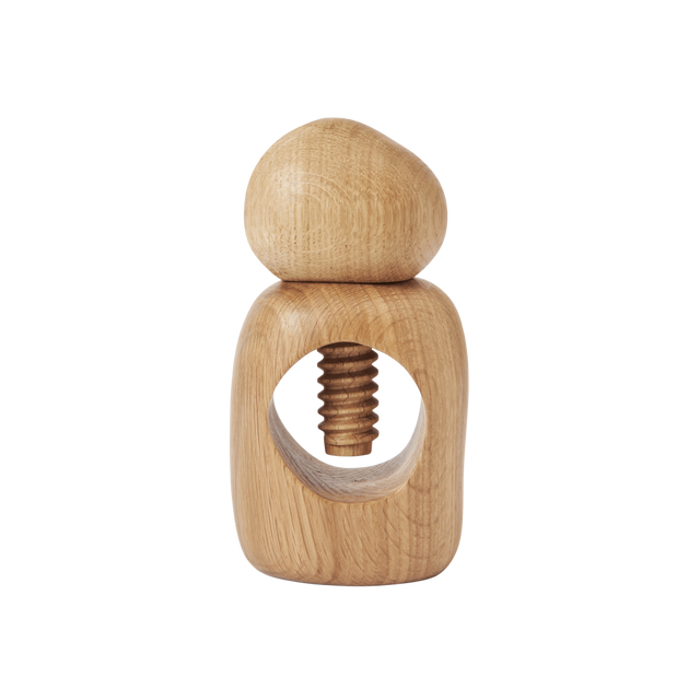 Nussknacker Cairn Nut Cracker Oak - ferm LIVING - DesignWe.Love