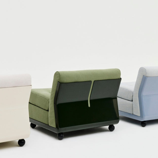 Sessel Amanta Gestell Bottle Green - HAY - DesignWe.Love