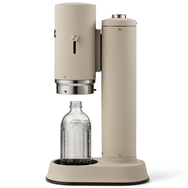 Aarke Carbonator Pro Wassersprudler Sand 800ml - DesignWe.Love