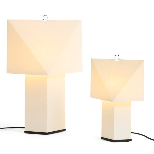 Aplat Tischleuchte 440 - HAY - DesignWe.Love