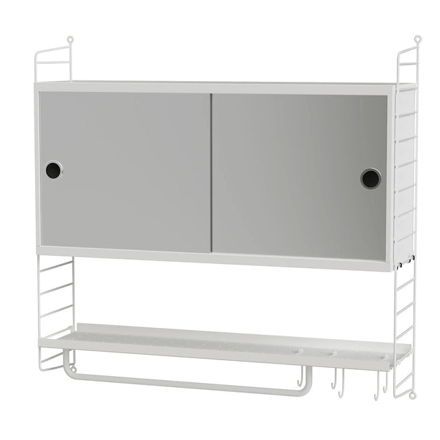 Badezimmer Wandregal Set mit Spiegel weiss - String Furniture - DesignWe.Love