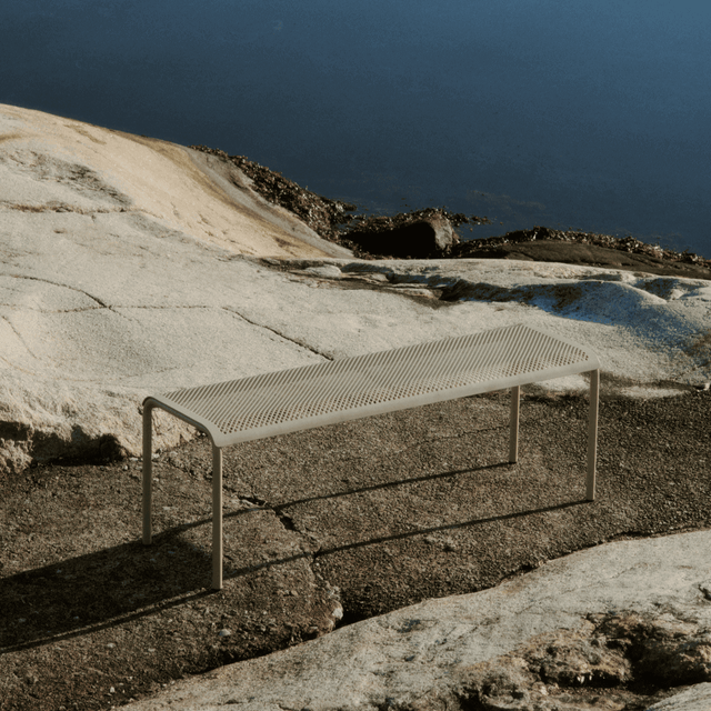 Bank Dapple Cashmere Outdoormöbel - fermLIVING - DesignWe.Love