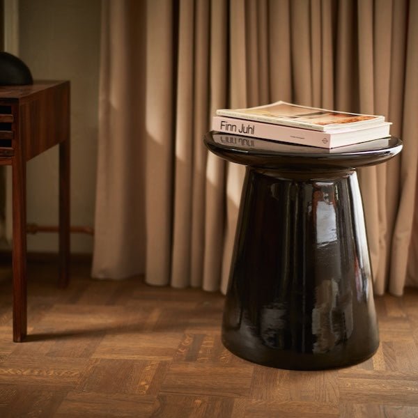 Beistelltisch Earthenware M Keramik Schwarz (40x40x43 cm) - HKliving - DesignWe.Love