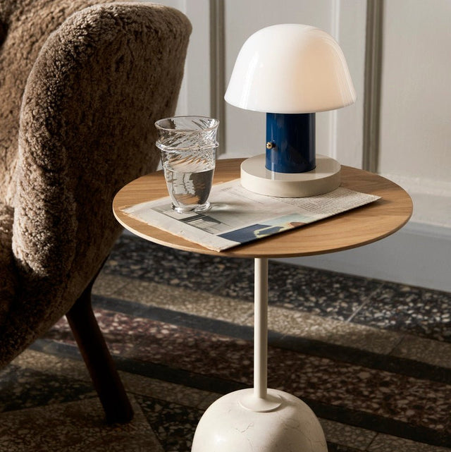 Beistelltisch Lato LN8 rund Lacquered Oak/Crema Diva - &Tradition - DesignWe.Love
