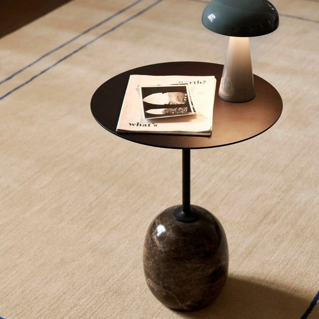 Beistelltisch Lato LN8 rund Warm Black/Emperador - &Tradition - DesignWe.Love