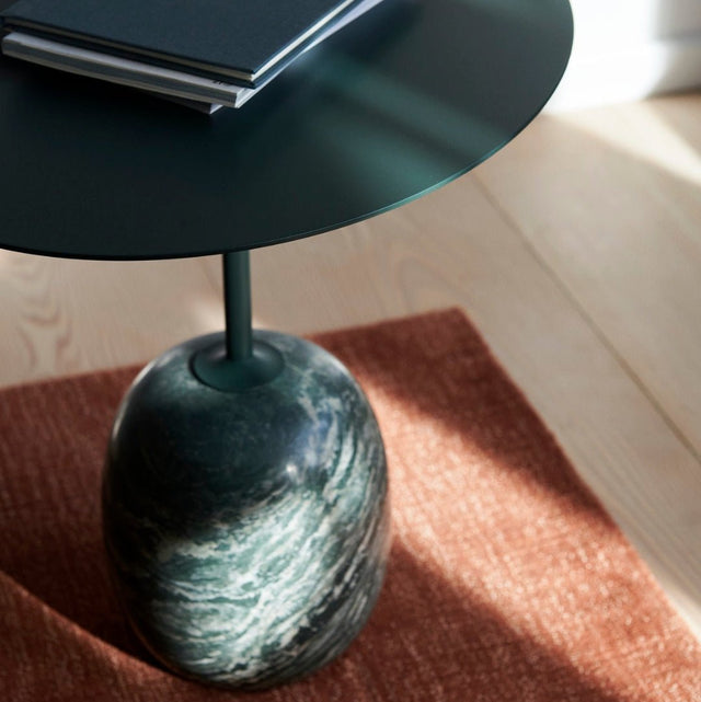 Beistelltisch Lato LN9 oval Deep Green/Verde Alpi - &Tradition - DesignWe.Love