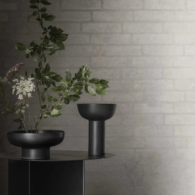 Beistelltisch ORU Schwarz Small Ø 35cm - Blomus - DesignWe.Love