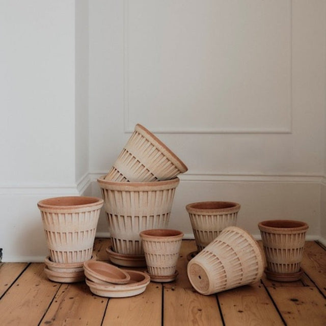 Blumentopf Pantheon Terracotta Rosa - Bergs Potter - DesignWe.Love