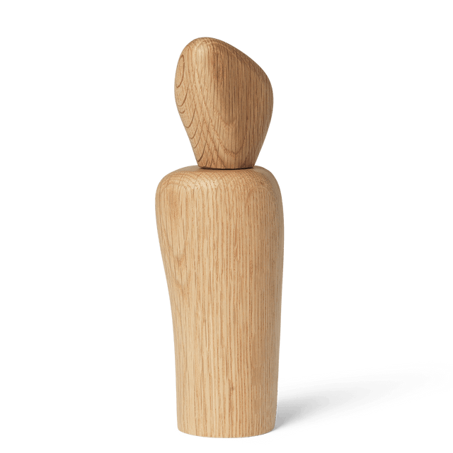 Cairn Grinder Gewürzmühle Eiche Pebble - ferm LIVING - DesignWe.Love