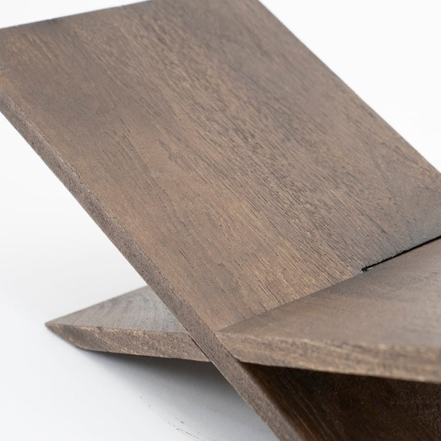 Design Buchstaender Holz Braun - By Boo - DesignWe.Love