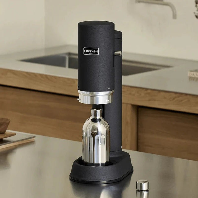 Edelstahlflasche 800ml Carbonator Pro - Aarke - DesignWe.Love