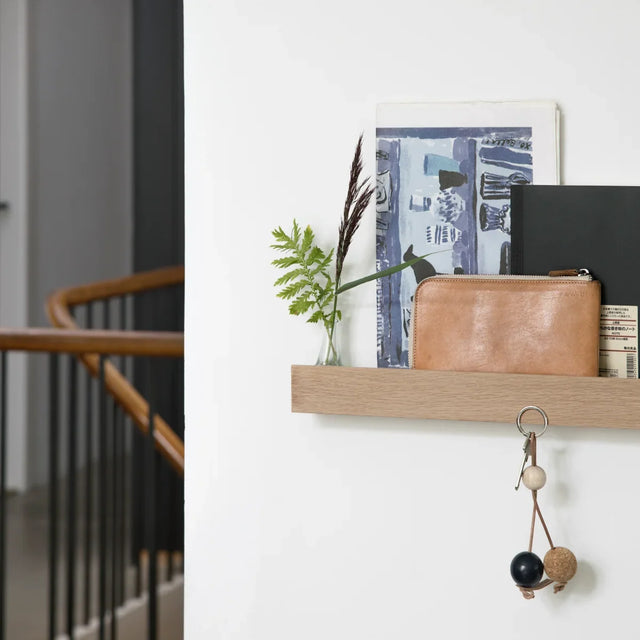 Magnet Shelf Magnetregal aus Eiche 40 cm Geräuchert von EKTA Living im Wohnraum