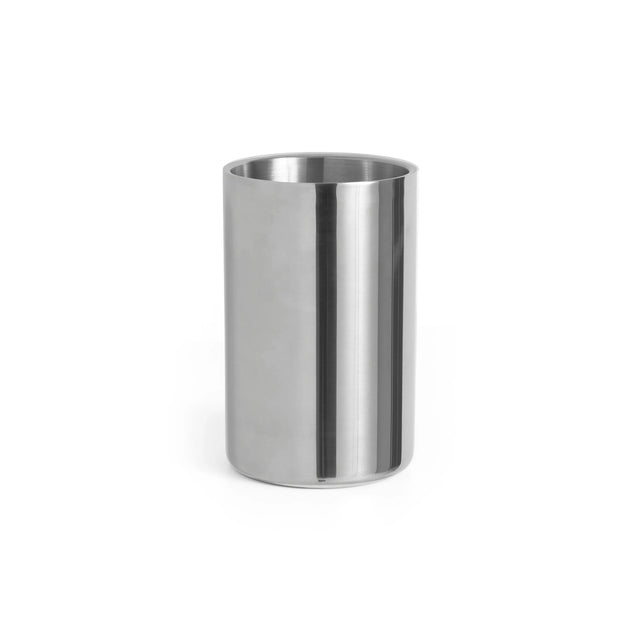 HAY Essential Steel Weinkühler Edelstahl auf gedecktem Tisch