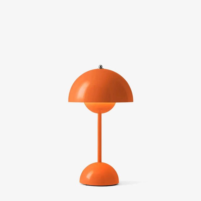 Flowerpot VP9 Akkuleuchte Zesty Orange – Sonderfarbe zum 100. Geburtstag von Verner Panton – &Tradition – DesignWe.Love