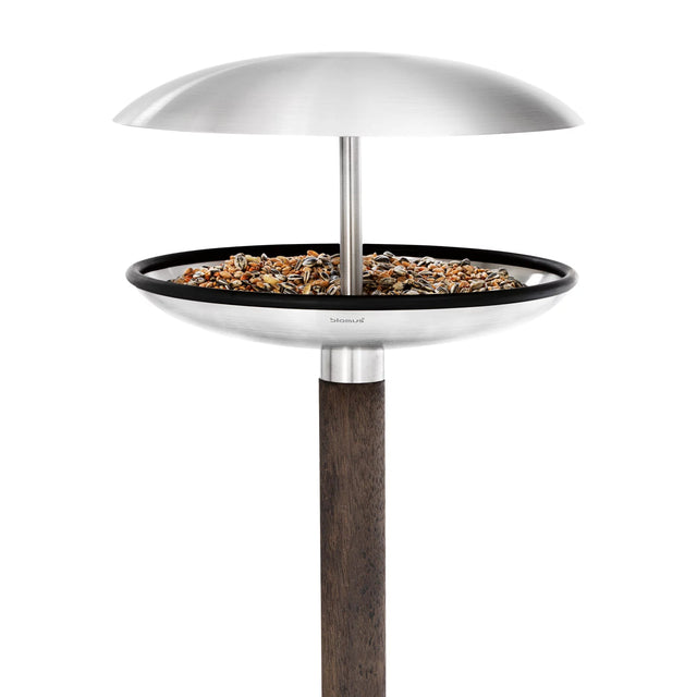 FUERA Vogelfutterhaus und Vogeltränke mit Ständer - Blomus - DesignWe.Love