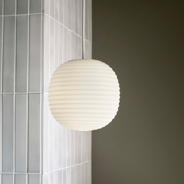 Hängeleuchte Lantern Lamp Small - New Works - DesignWe.Love