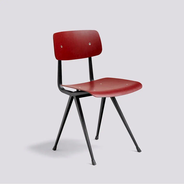 HAY Result Chair Eiche dunkelrot lackiert, Gestell Stahl schwarz
