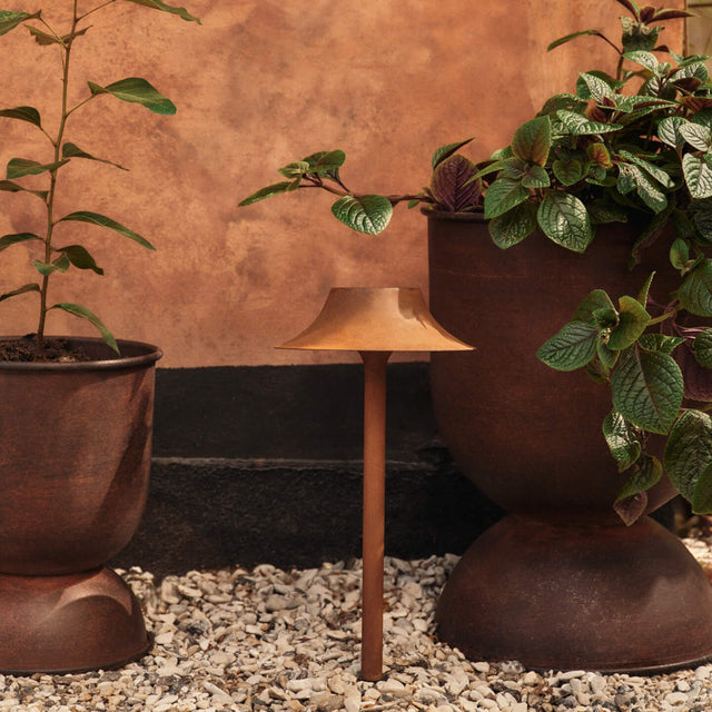 Hourglass Blumentopf Rost 42cm Small - ferm LIVING - DesignWe.Love