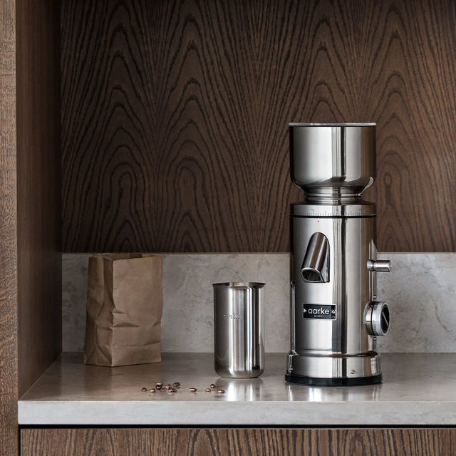 Kaffeemühle mit Scheibenmahlwerk Edelstahl - Aarke - DesignWe.Love