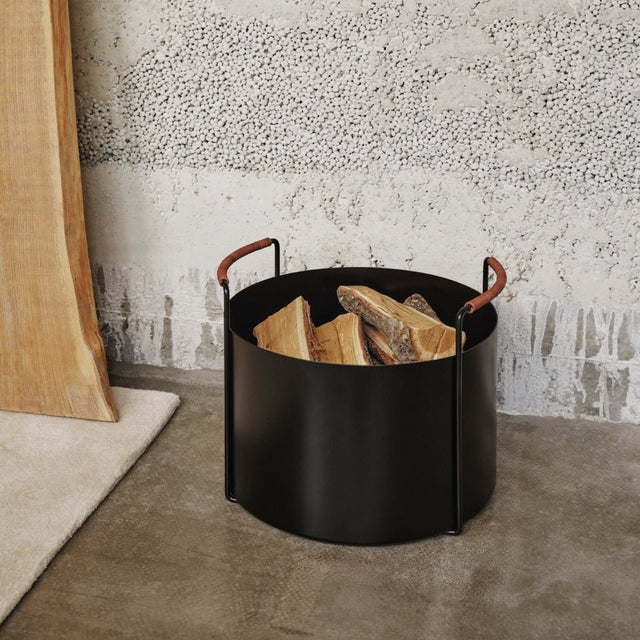 Kaminholzkorb Fire Wood Bucket - ferm LIVING - DesignWe.Love