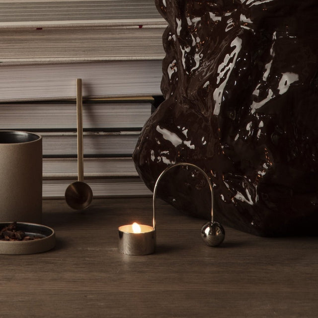 Kerzenhalter Balance Teelicht - ferm LIVING - DesignWe.Love