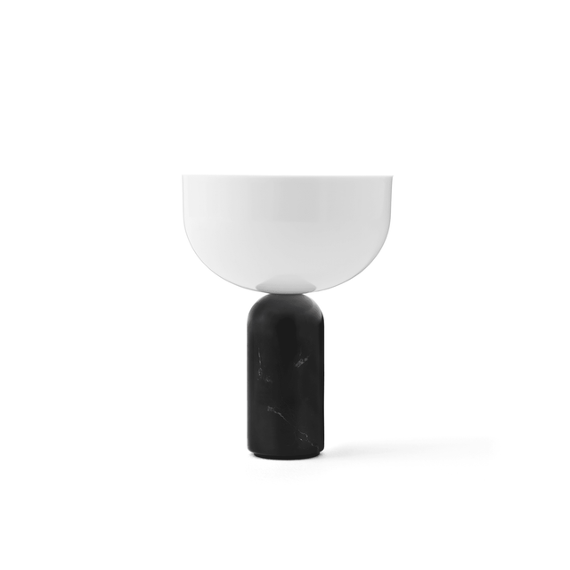 Kizu Akkuleuchte Marmor Schwarz - New Works - DesignWe.Love