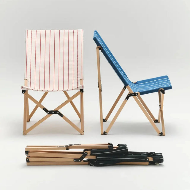 market-farbvarianten.webpKlappstuhl Holz Farbvarianten Beige Blau Schwarz Vergleich - HAY