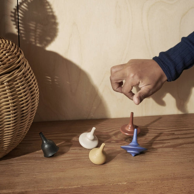 Kreisel 5er - Set Spin Tops - ferm LIVING - DesignWe.Love