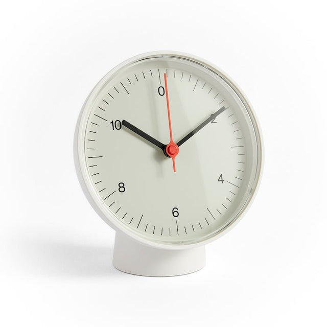 Lautlose Tischuhr Jasper Morrison - HAY Table Clock - DesignWe.Love