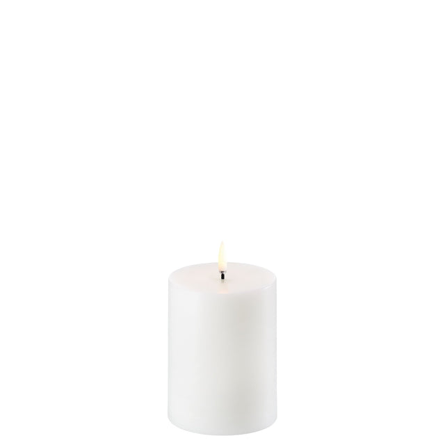 LED Echtwachs Stumpenkerze gerade Ø 7,8cm weiß - Uyuni - DesignWe.Love