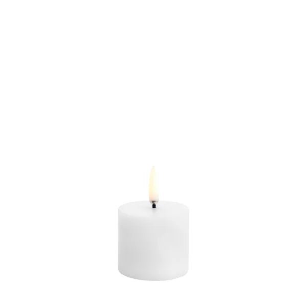 LED Echtwachs Stumpenkerze Ø 5cm weiß - Uyuni - DesignWe.Love