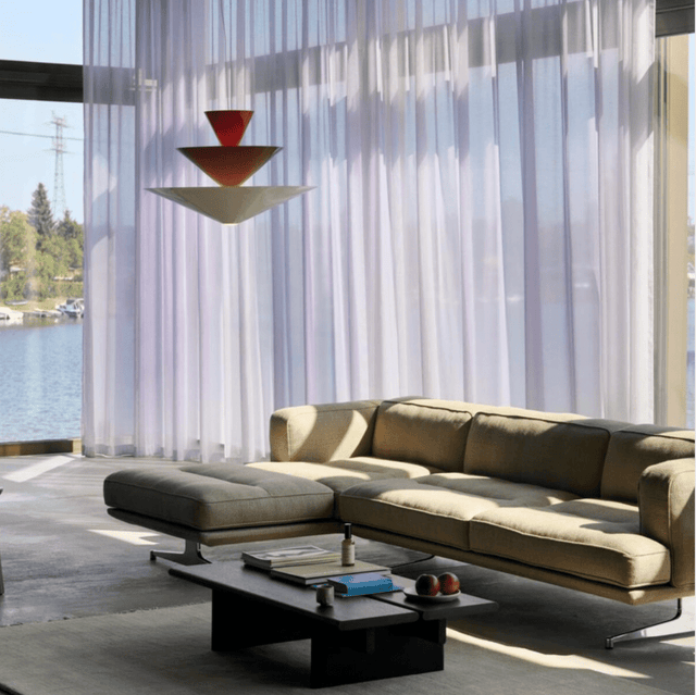 LN15 Gio Pendelleuchte Rot/Burgunderrot 92 cm - &Tradition - DesignWe.Love