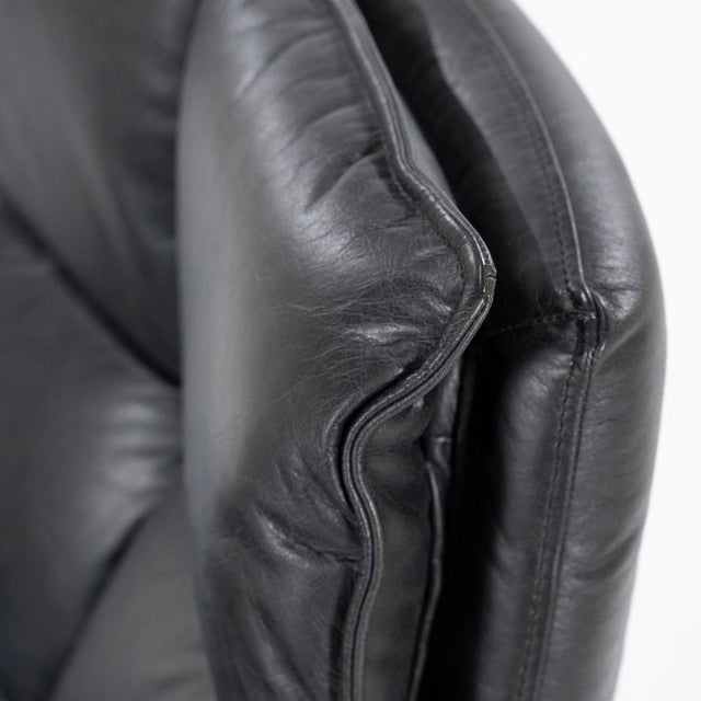 Loungesessel Sven Leder Schwarz drehbar - Eleonora - DesignWe.Love