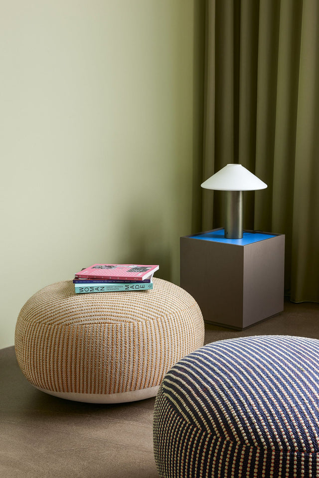 Orbit Tischlampe Dunkelgrün - Hübsch - DesignWe.Love