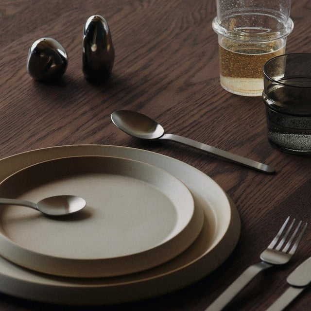 Orevo Salz - und Pfefferstreuer Set - ferm LIVING - DesignWe.Love