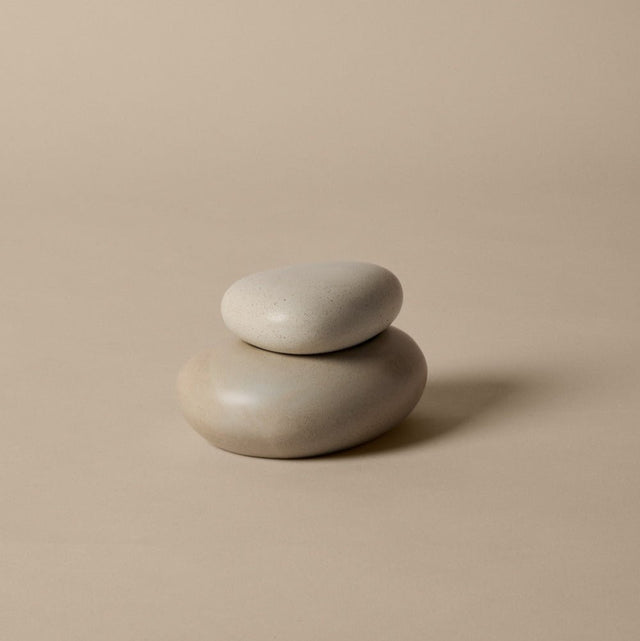 Pebble Box medium sand/cream - ferm LIVING - DesignWe.Love