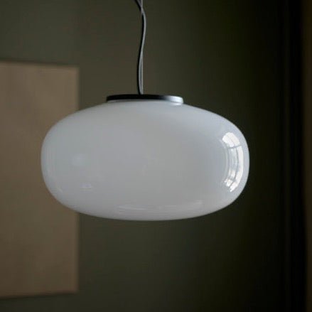 Pendelleuchte Karl Johan Large Ø40 cm - New Works - DesignWe.Love