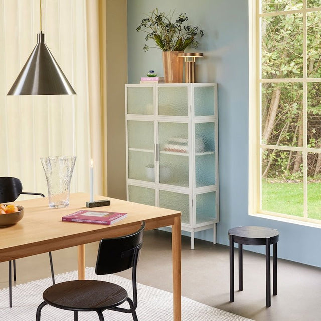 Plex Schrank mit Glastüren Grau - Hübsch Interior - DesignWe.Love