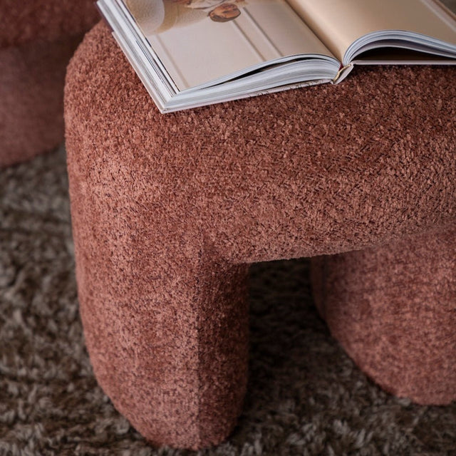 Polster Hocker Sahi Bouclé Terrakotta - By Boo - DesignWe.Love