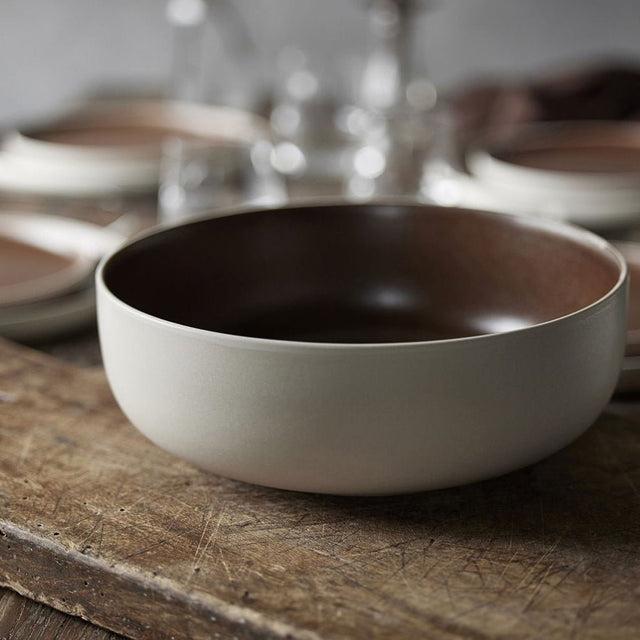 Salatschüssel Ø 25 cm Matte White/Matte Bark - Studio Round North - DesignWe.Love