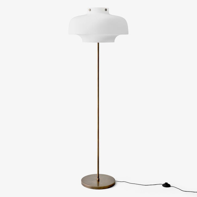SC14 Copenhagen Stehleuchte Opal - &Tradition - DesignWe.Love