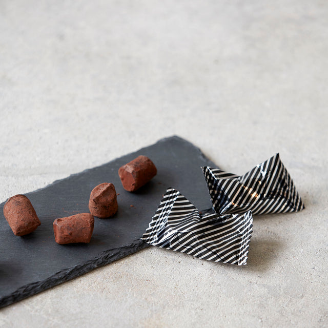 Schokotrüffel Kakao mit Pistazie Crunch - Nicolas Vahé