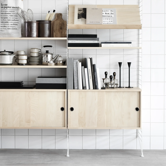 Schrank mit Schiebetüren 78x30cm Esche – String Furniture