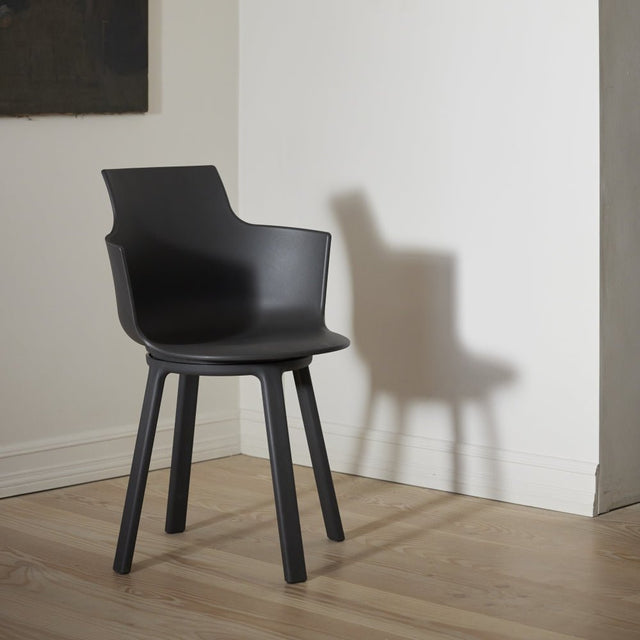 Social Turn Stuhl Onyx Black - Varier Furniture - DesignWe.Love