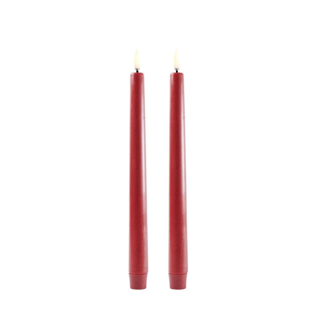 Stabkerzen Taper Candles Carmine Red 2,3x25cm - Uyuni - DesignWe.Love