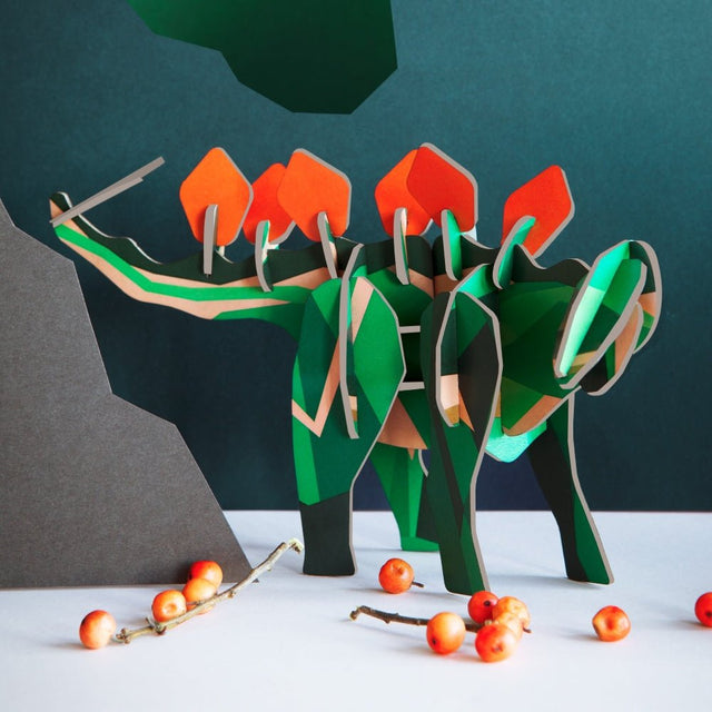 Stegosaurus Dino 3D - Pappmodell aus Recyclingkarton - Studio Roof - DesignWe.Love