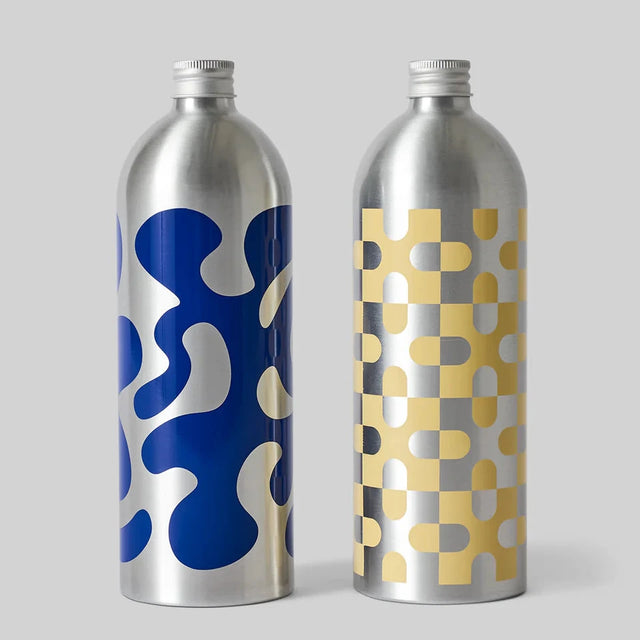 Studio About Aluminium Trinkflaschen 2er-Set – Skandinavische Design-Flaschen