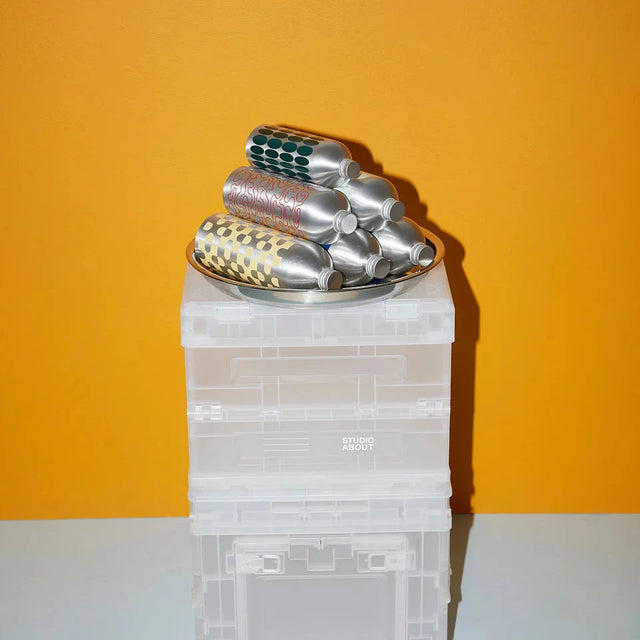 Studio About Aluminium Trinkflaschen 2er-Set – Skandinavische Design-Flaschen