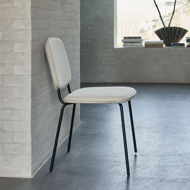 Stuhl aus Stahlrohr mit Polster Coton Sand - House Doctor - DesignWe.Love