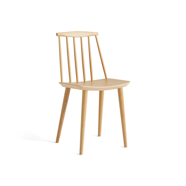 Stuhl J 77 Eiche Natur - Hay - DesignWe.Love